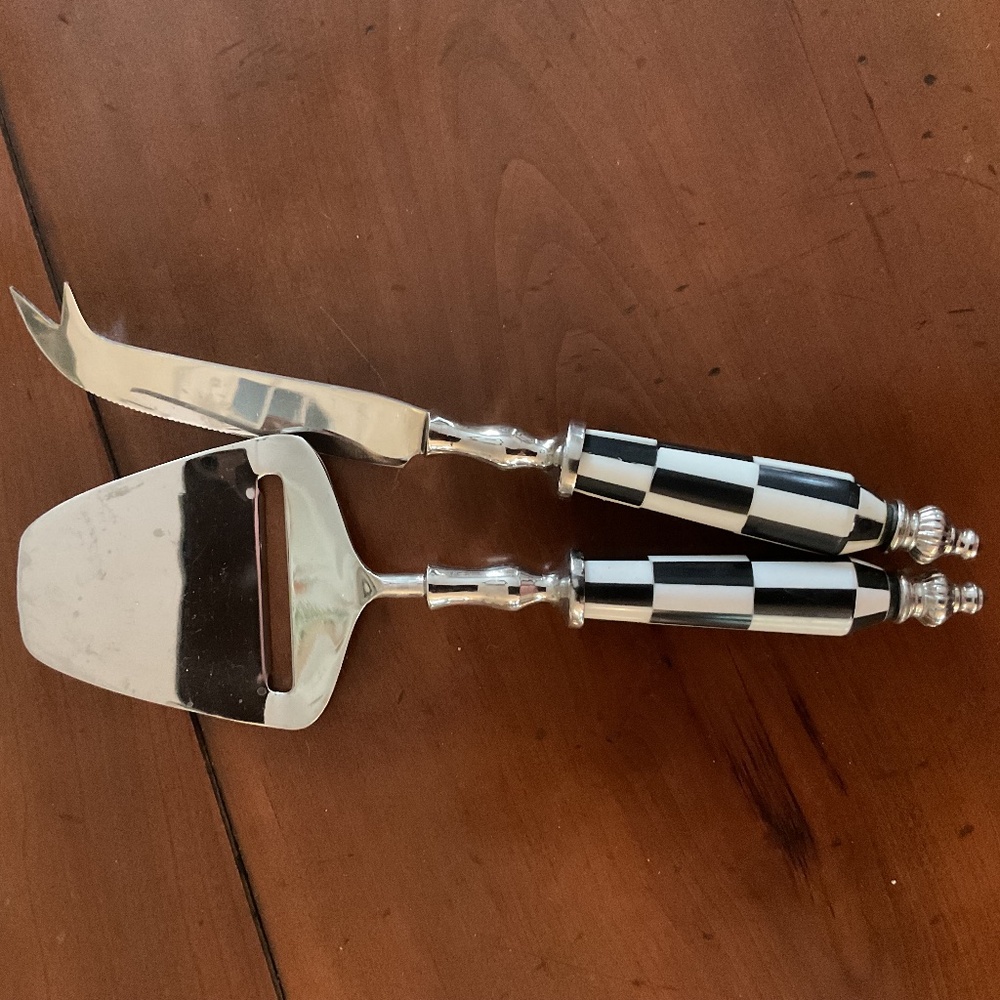 Decorative cheese set